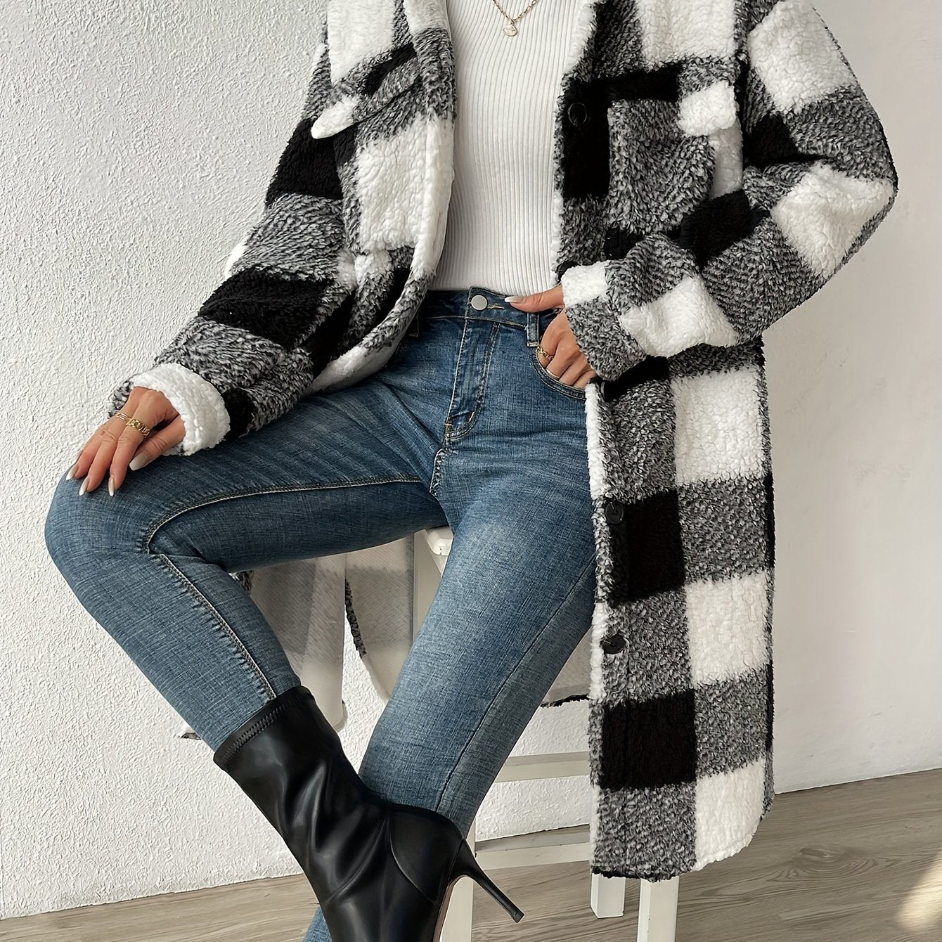 Women's Cozy Long Plaid Teddy Fleece Coat with Button Front & Pockets - Stylish Winter Outerwear