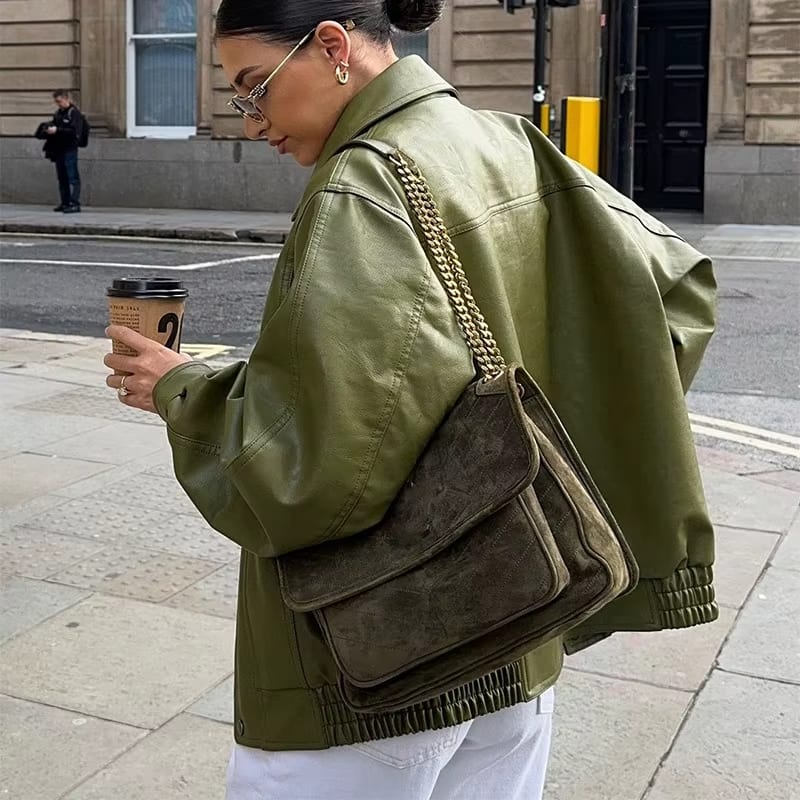 Women's Oversized Jacket with Wide Collar & Snap Front Closure - Stylish & Comfortable Outerwear